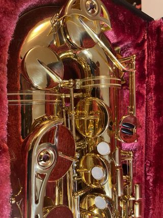 Saxofón Tenor Yamaha YTS 62 Dorado. Saxo, música
