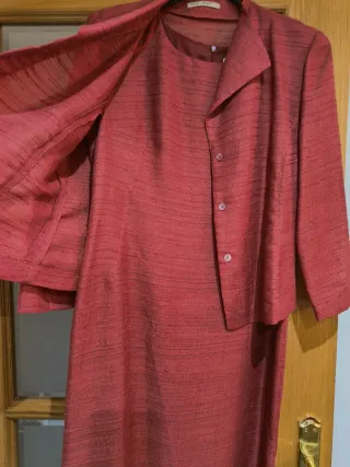 Conjunto Elisa RIVERO rojo vestido y chaqueta