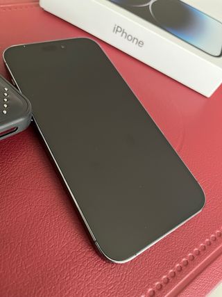 iPhone 14 Pro Max Morado