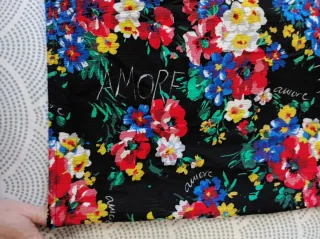 Blusa Desigual floral negra multicolor