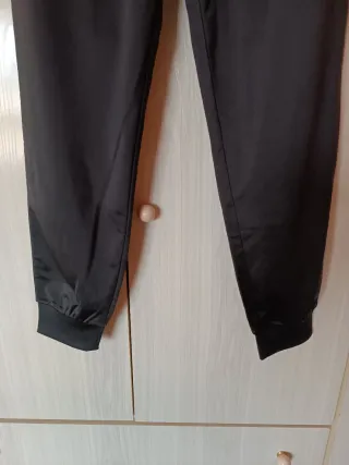 Pantalón Puma Talla S sin estrenar