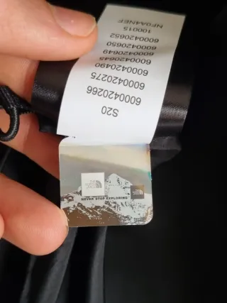 Cortavientos North Fave verde caqui