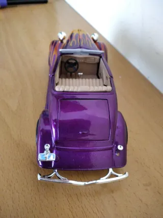 Ford Coupé 1934 Escala 1/24