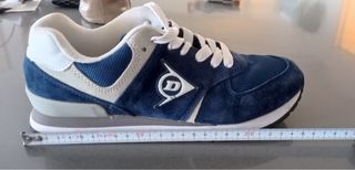 Zapatillas Dunlop Azul y Blanco, como nuevas