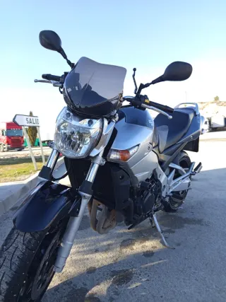 Suzuki GSR 600 - 2007 No es Limitable