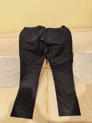 Pantalón negro 36x32 nuevo