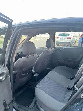 Opel Astra 5p 2.0 Dti 16V (2002)
