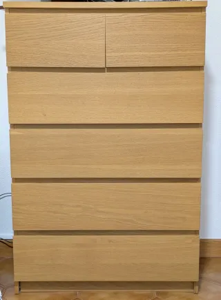 Cómoda de madera Ikea MALM