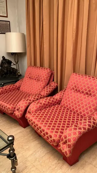 Conjunto de sillones de tela y sofa