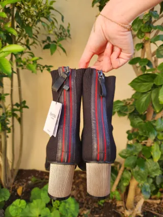 Botines Bershka calcetín negros talla 37