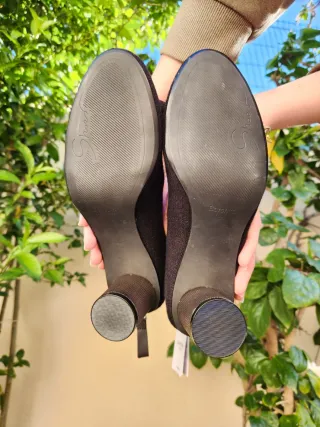 Botines Bershka calcetín negros talla 37