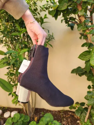 Botines Bershka calcetín negros talla 37