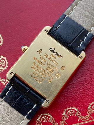 Must de Cartier Tank Vermeil con papeles