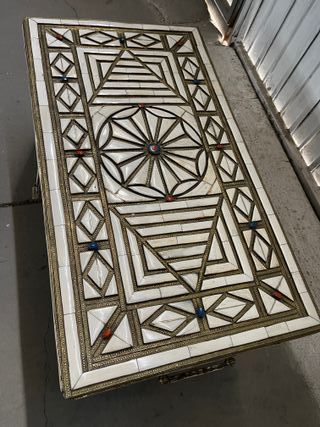 Baúl antiguo original con incruistaciones