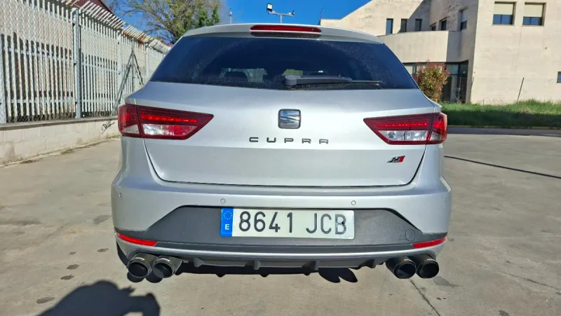 SEAT León 2.0 TSI S&S Cupra 2015, foto 5