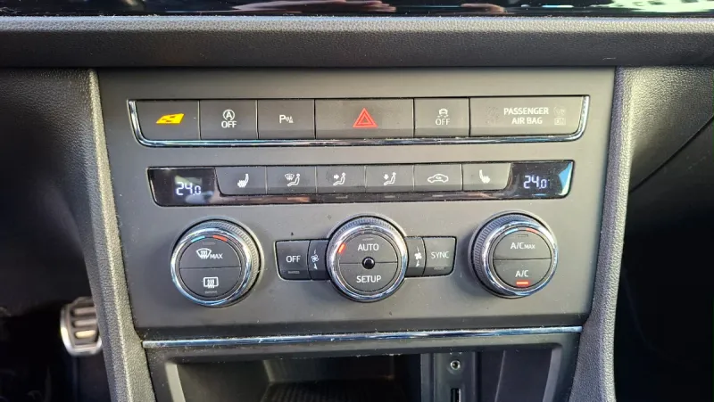 SEAT León 2.0 TSI S&S Cupra 2015, foto 16
