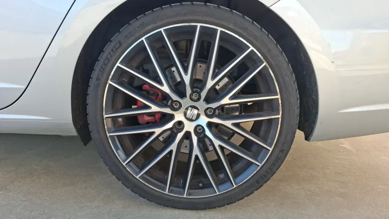 SEAT León 2.0 TSI S&S Cupra 2015, foto 22