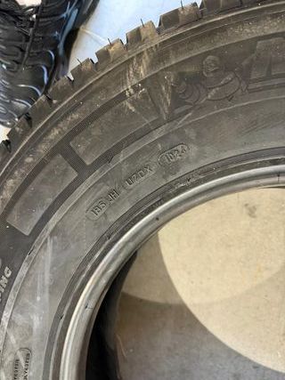 Michelin Agilis Camping 225/75 R16 116Q