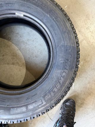 Michelin Agilis Camping 225/75 R16 116Q
