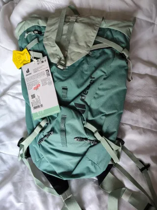 Mochila Deuter Guide 28L alpinismo