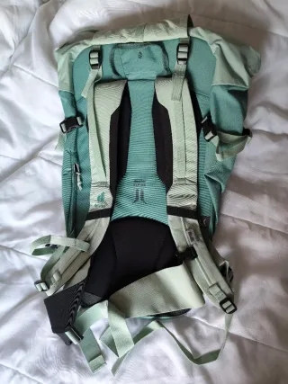 Mochila Deuter Guide 28L alpinismo