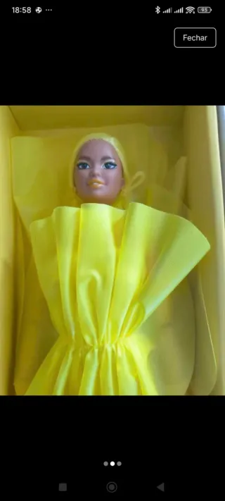 Barbie Chromatic Couture Amarela