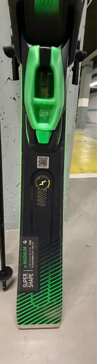 Esquís Head Supershape e-Magnum