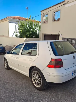 Volkswagen Golf 2002
