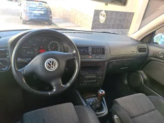 Volkswagen Golf 2002