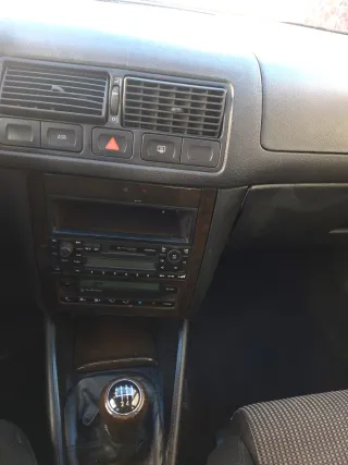 Volkswagen Golf 2002