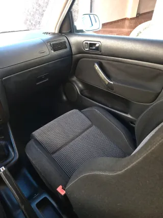 Volkswagen Golf 2002