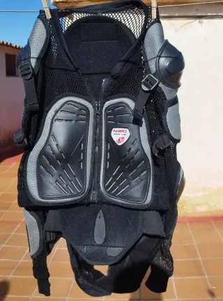 Peto de protección moto talla XL