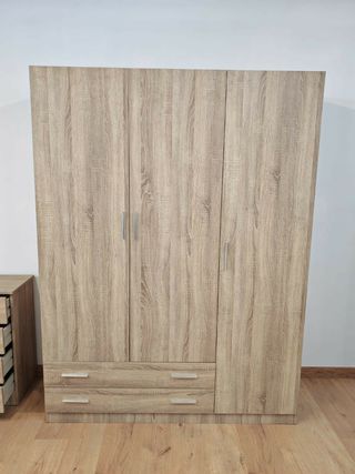 Liquidación stock armarios