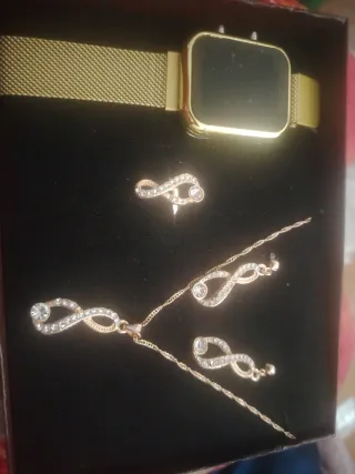 Conjuntos de hombre mujer de acero