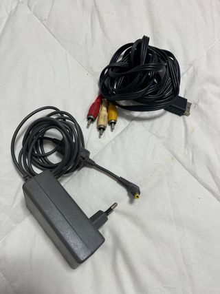 Consola PlayStation 1 (PS1) con 2 mandos