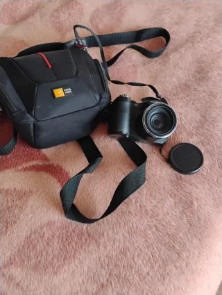 Fotocamera Fujifilm con custodia