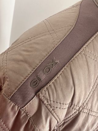 Chaqueta Geox acolchada entallada mujer
