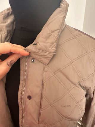 Chaqueta Geox acolchada entallada mujer