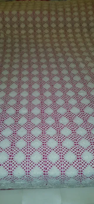 Copriletto uncinetto bianco