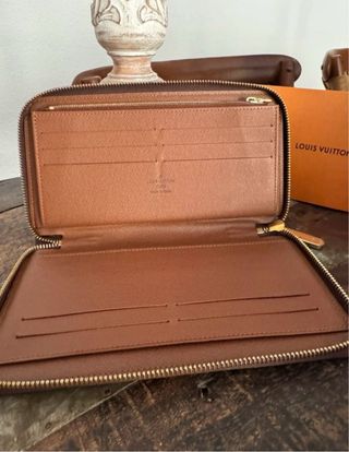 Cartera Louis Vuitton Zippy Monogram Marrón