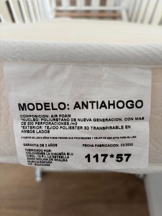 Cuna y colchón  Doco blanca