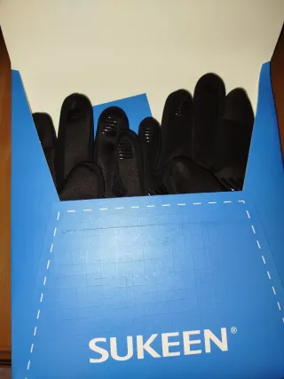 Guantes SUKEEN negros