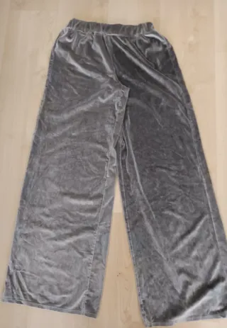 Pantalón chándal terciopelo gris