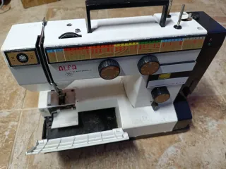 Máquinas de coser Alfa (2 unidades)