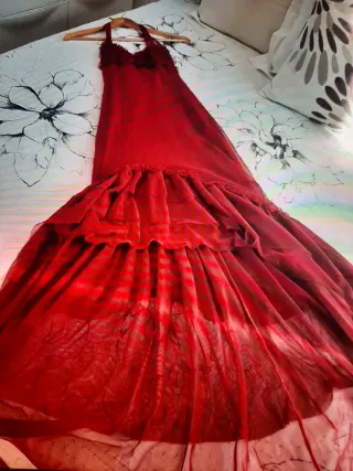 Vestido rojo largo de fiesta