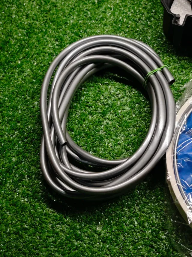 Pistola a pressione con secchio e 2 batterie