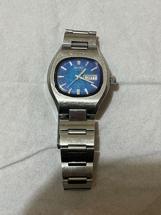 Reloj Seiko Azul y Plateado