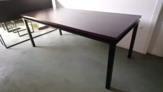 Mesa de Comedor/Oficina. Diseño exclusivo. Flotant