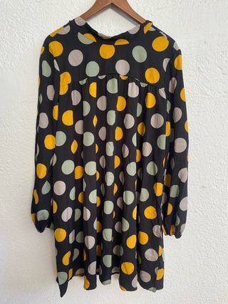 Vestido midi lunares negro