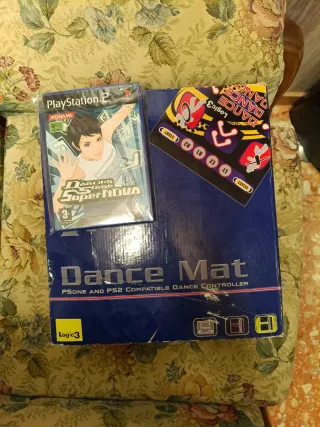 Dance Mat PS2 + Juego Dancing Stage SuperNOVA